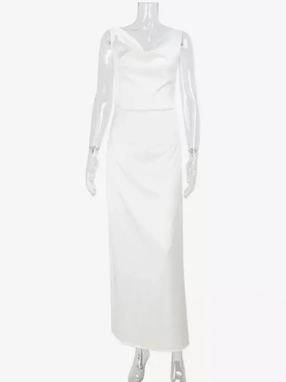 Robe longue blanche en satin pour femme - Élégante robe sans manches à col bénitier et dos nu style soie - Idéale pour les soirées d'été et les bals de fin d'année 2026