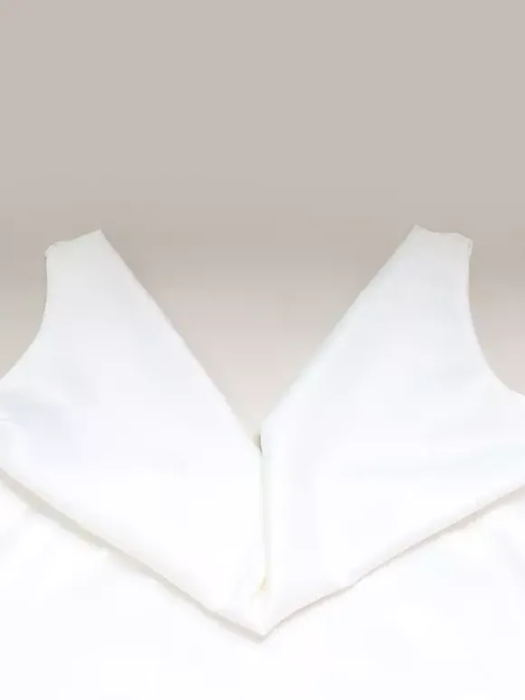 Robe longue blanche en satin pour femme - Élégante robe sans manches à col bénitier et dos nu style soie - Idéale pour les soirées d'été et les bals de fin d'année 2026