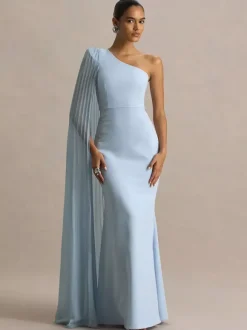Robe longue bleue décontractée fendue sur le devant sans manches et asymétrique idéale pour une soirée en amoureux.