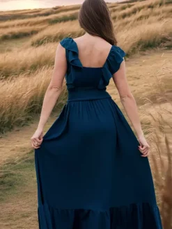 Robe longue bohème à taille smockée pour femme - Robe fluide à volants manches papillon et col carré - Robe d'été pour la plage 2026