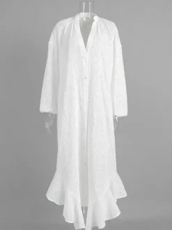 Robe longue brodée à 艙illets pour femme - Kaftan bohème blanc à col en V et ourlet à volants oversize - Vacances d'été à la plage 2026