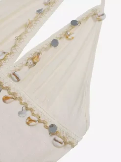 Robe longue dos nu à col halter avec détails à volants style bohème chic pour la plage