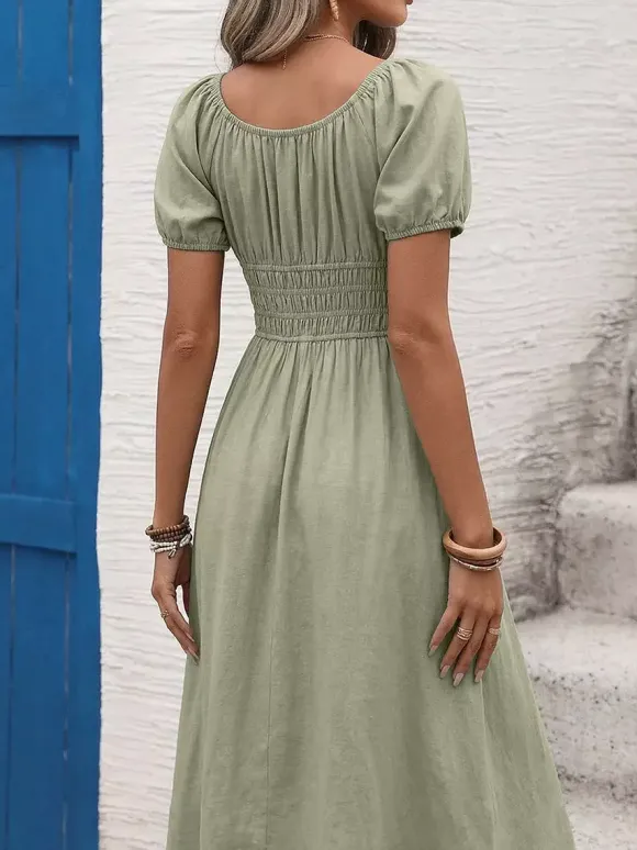 Robe longue d'été fluide et décontractée pour femme col carré manches bouffantes et taille smockée vert sauge