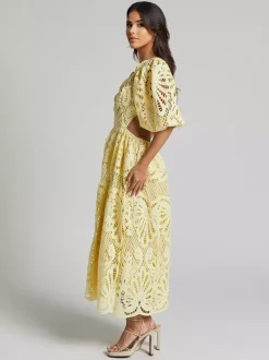 Robe longue en dentelle ajourée pour femme - Décolleté en V profond manches bouffantes coupe trapèze - Robe de bal - Invitée à un mariage d'été 2026