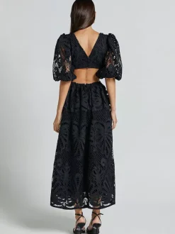 Robe longue en dentelle ajourée pour femme - Décolleté en V profond manches bouffantes coupe trapèze - Robe de bal - Invitée à un mariage d'été 2026