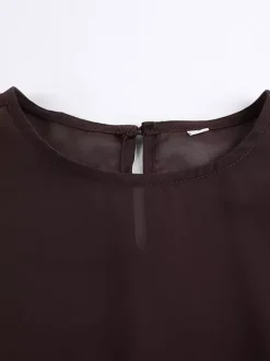 Robe longue en maille transparente à manches longues et fente latérale style cache-maillot pour femme 2026