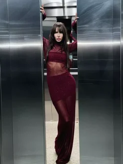 Robe longue en résille strass pour femme - Robe moulante rouge transparente à col montant et manches longues - Tenue de soirée d'été 2026