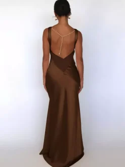 Robe longue en satin ivoire à col V pour femme style élégant et formel