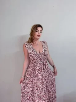 Robe longue fleurie à petits motifs pour femme - Robe d'été rouge brique sans manches fente latérale et col en V - Tenue de plage été 2026