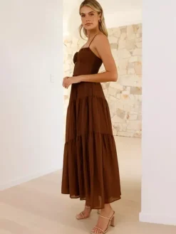 Robe longue maxi à volants pour femme - Robe nuisette longue trapèze à nouer sur le devant et buste froncé - Idéale pour les invitées aux mariages d'été à la plage (collection 2026)