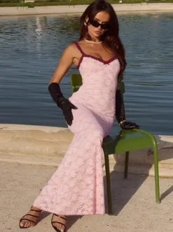 Robe longue maxi en dentelle florale pour femme - Nuisette Coquette Aesthetic - Robe longue romantique d'été 2026