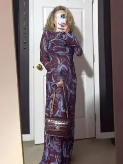 Robe longue moulante rétro à manches longues et imprimé floral coupe ajustée collection 2026