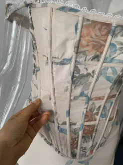 Robe longue moulante vintage à corset imprimé floral et bordure en dentelle pour femme 2026