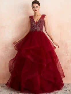 Robe mariée bordeaux col v plongeat dos transparent décoré de pailletes jupe évasée en tulle Robe de mariée