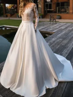 Robe mariée col rond en dentelle manche longue floral jupe évasé à traîne Robe de mariée