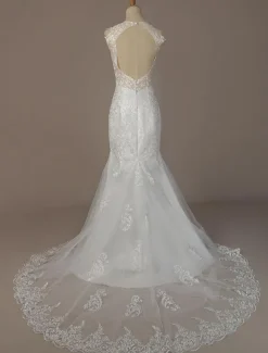 Robe mariée sirène à bretelle en dentelle dos nu à traîne Robe de mariée