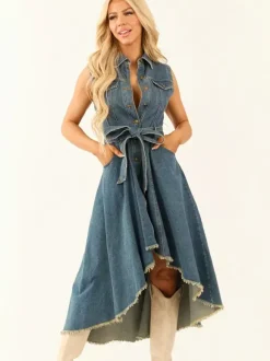 Robe midi asymétrique en jean pour femme - Délavage moyen - Sans manches - Ceinture à nouer - Poches - Tenue d'été pour festivals 2026