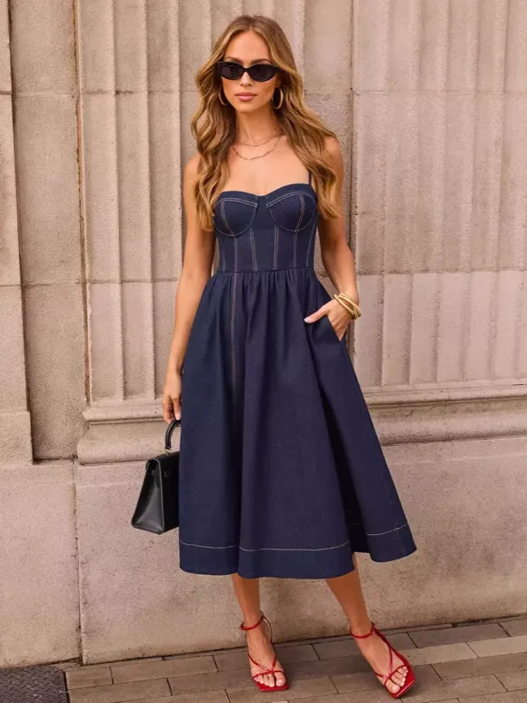 Robe midi en jean pour femme - Robe bustier sexy bleu foncé à plis et bustier - Idéale pour un pique-nique décontracté en été 2026