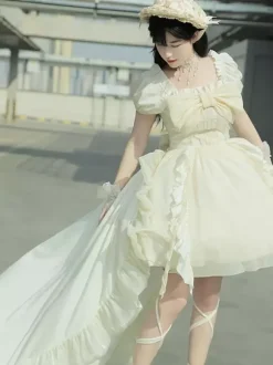 Robe Mignonne Lolita Robe À Manches Courtes En Polyester Robe de Mariée à Traine
