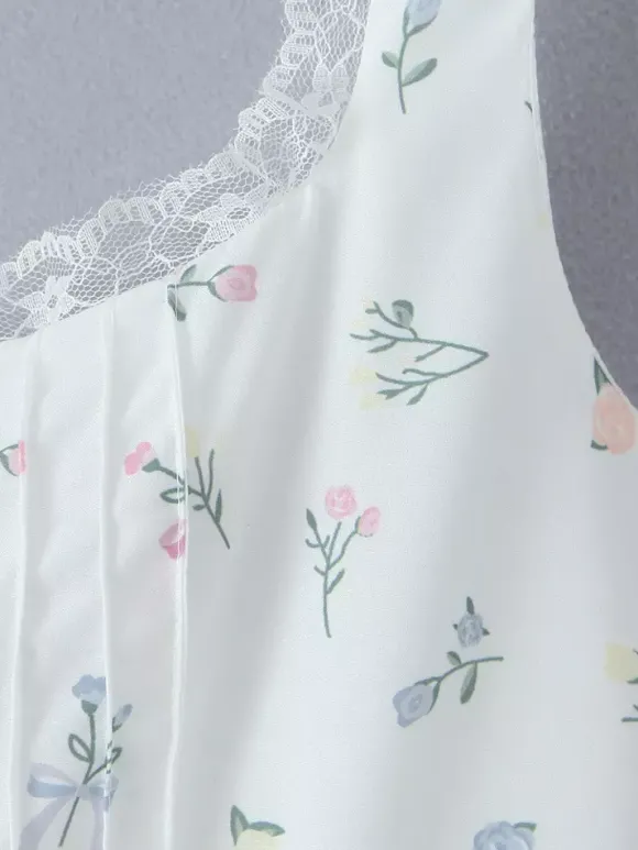 Robe mi-longue trapèze à imprimé floral et décolleté en c艙ur pour l'été 2026