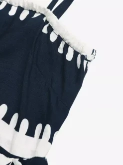 Robe mini à bretelles spaghetti imprimée bleu marine et blanc pour femme sans manches coupe trapèze idéale pour l'été et la plage.