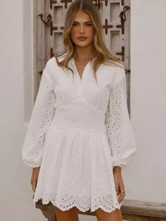 Robe mini à manches longues et 艙illets pour femme - Robe patineuse bohème à taille smockée et ourlet évasé - Idéale pour les vacances de printemps à la plage 2026