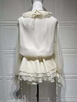Robe mini à volants superposés pour femme - Robe patineuse bohème à manches lanternes col en V fleuri et short assorti - Fête de printemps 2026