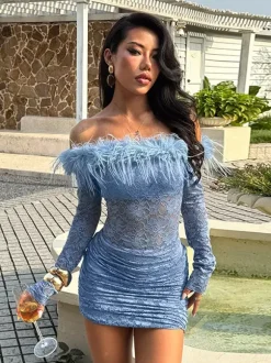 Robe mini en dentelle et fausse fourrure pour femme - Bleu poudré moulante froncée manches longues - Robe d'invitée pour mariage de printemps 2026