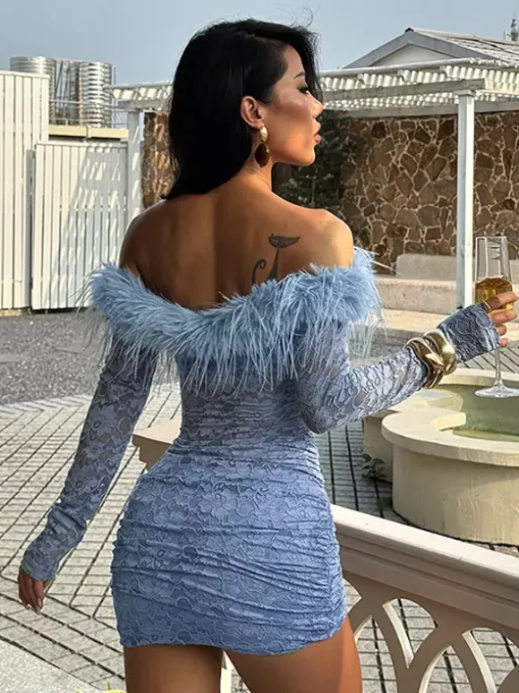 Robe mini en dentelle et fausse fourrure pour femme - Bleu poudré moulante froncée manches longues - Robe d'invitée pour mariage de printemps 2026