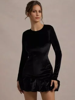 Robe mini en velours élégante avec ourlet à volants robe moulante à manches longues pour femmes 2026