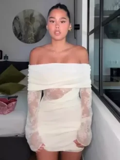 Robe moulante mini à épaules dénudées manches longues et froncée en dentelle pour femme 2026