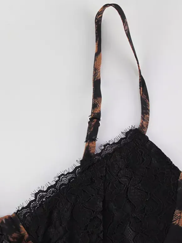 Robe nuisette courte imprimée léopard pour femme - Débardeur en dentelle marron style années 2000 coupe évasée - Idéale pour les soirées d'été en club (édition 2026)