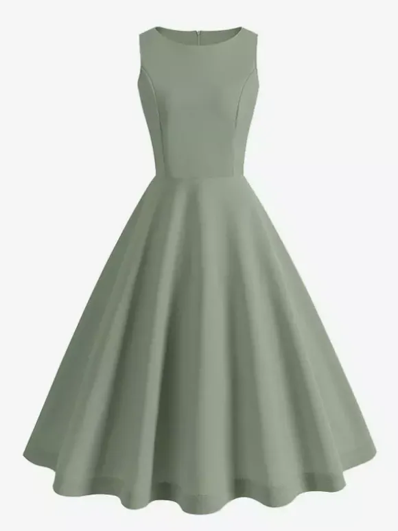 Robe rose élégante et cintrée à jupe trapèze parfaite pour les événements estivaux.