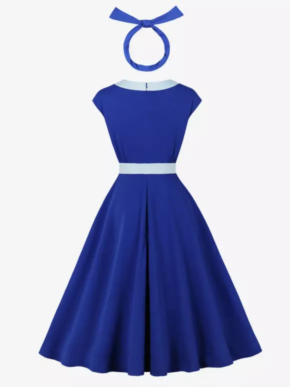 Robe swing vintage pour femme années 1950 ornée de détails contrastés col à n艙ud idéale pour un tea party.