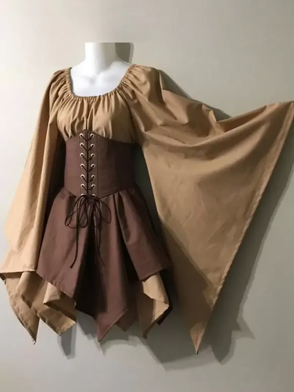 Robe vintage médiévale Opéra à manches longues en couches marron