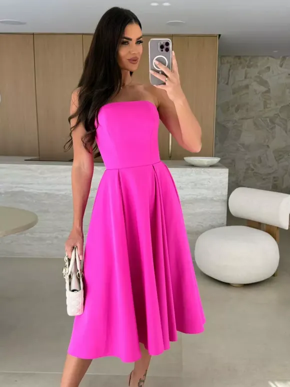 Robe bustier élégante taille haute coupe trapèze pour femme 2026