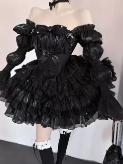 Robe bustier noire style gothique Lolita robe de princesse bouffante détaillée en dentelle avec robe en tulle superposé