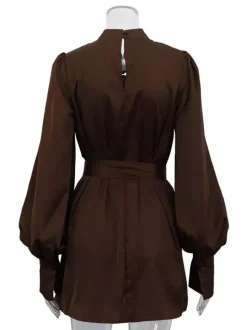 Robe-chemise courte en satin marron à col montant et manches lanternes pour femme 2026