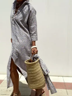 Robe-chemise imprimée pour femme - Kaftan midi décontracté à col boutonné et taille nouée - Collection été 2026