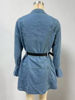 Robe chemise en jean mini à manches cloche pour femme - Bleu clair poignets évasés boutonnée et ceinturée - Collection printemps 2026