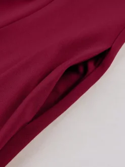 Robe cocktail trapèze à manches courtes et col en V froncé pour femme 2026