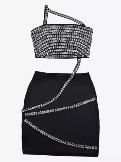 Robe courte moulante asymétrique à une épaule et strass 2026