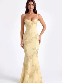 Robe de bal sirène à col c艙ur sans manches lacée ornée de fleurs en dentelle robe de soirée formelle