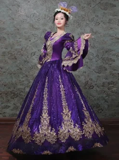 Robe de bal victorienne rococo vintage brodée manches longues évasées