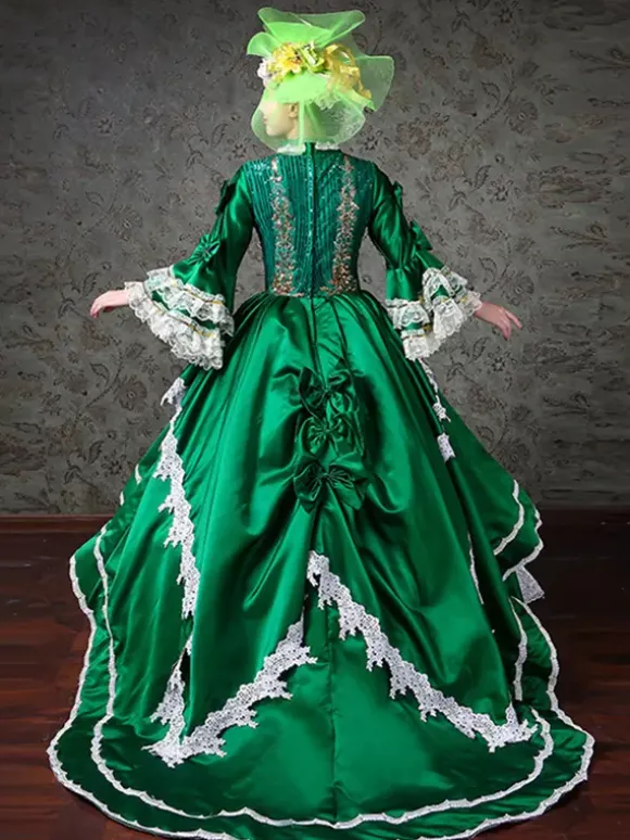 Robe de bal vintage pour femme style victorien rococo ornée de dentelle manches évasées col montant et volants en dentelle.