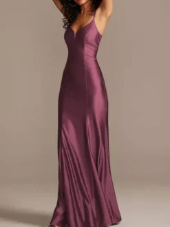 Robe de demoiselle d'honneur bordeaux en satin de soie stretch col V à bretelle au sol robe de soirée de mariage