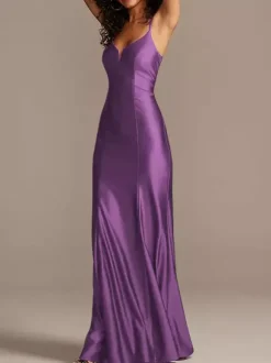 Robe de demoiselle d'honneur bordeaux en satin de soie stretch col V à bretelle au sol robe de soirée de mariage