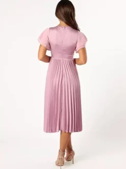 Robe de demoiselle d'honneur courte élastique en soie comme du Satin manches courtes fermeture éclair col en v robes de soirée de mariage