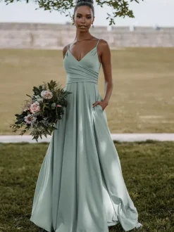 Robe de demoiselle d'honneur en satin de soie stretch à bretelle jupe fendue