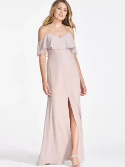 Robe de demoiselle d'honneur en mousseline de soie rose épaules dénudées robes longues fendues à volants